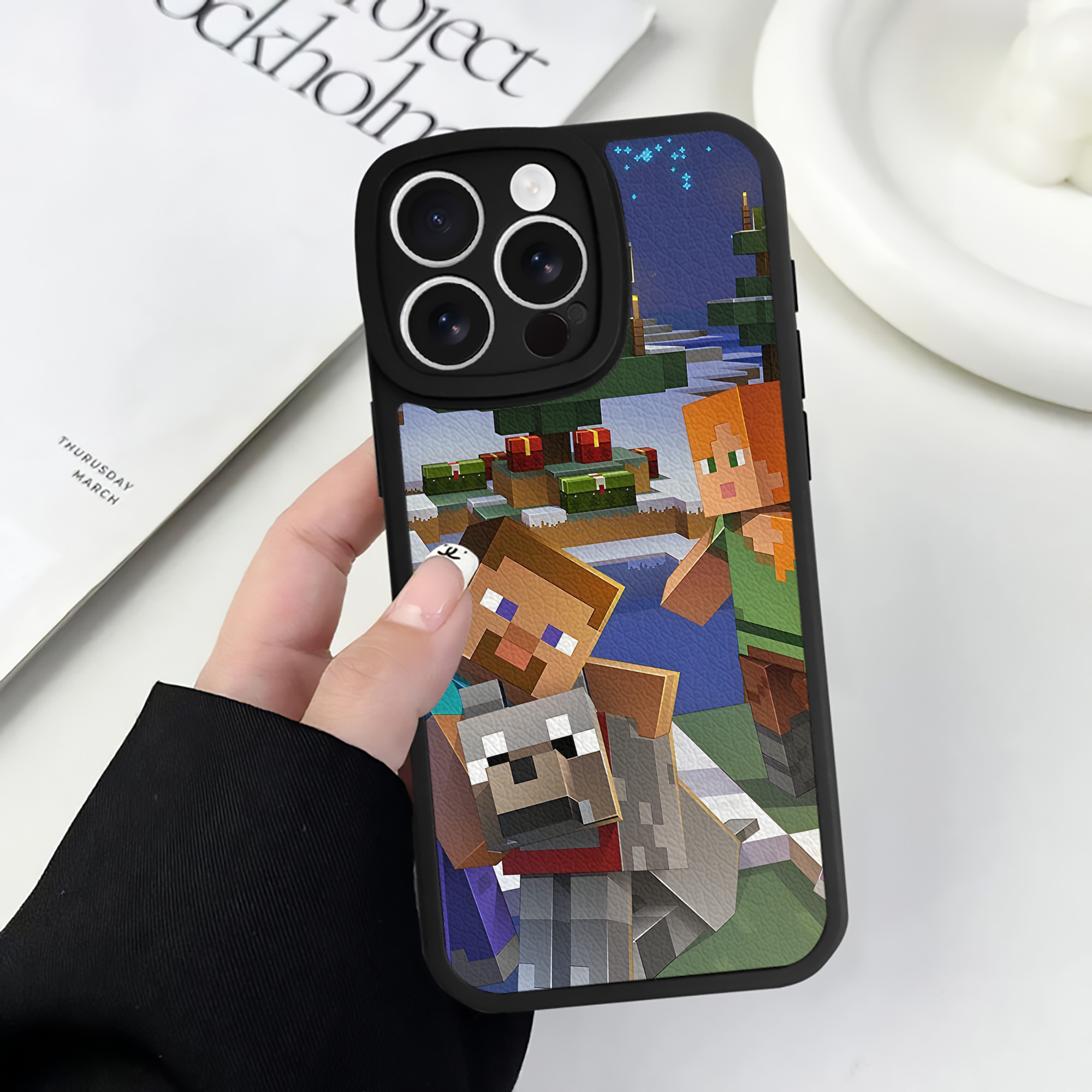 （画像用） マインクラフト ブロックの世界 Minecraft MC Block world 【iPhone 16シリーズ対応】シリコンスマホケース（レザー調） 材質：シリコン